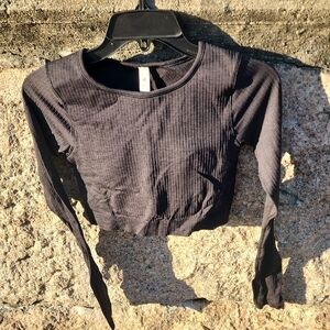 Lululemon Ebb To Street Long-Sleeve Crop Top - Black Size 6
